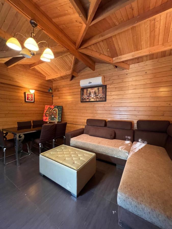 Namanbagh Hotel Алвар Екстериор снимка